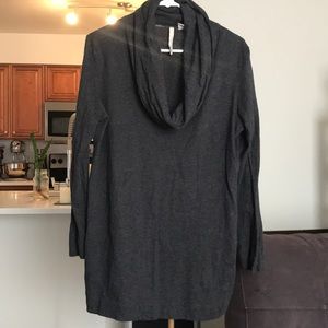 Cowl neck long sleeve shirt